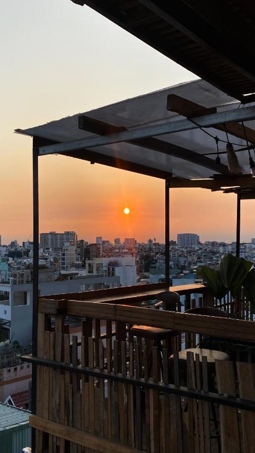 The GK House: Eco-Friendly Central Hostel with Rooftop Views Ho Chi Minh City Exterior photo