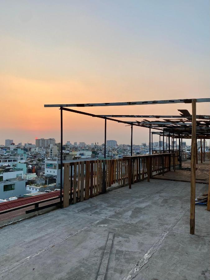 The GK House: Eco-Friendly Central Hostel with Rooftop Views Ho Chi Minh City Exterior photo