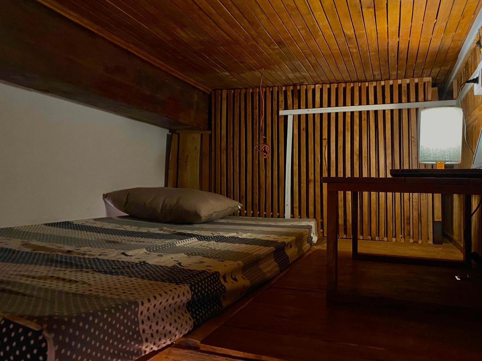 The GK House: Eco-Friendly Central Hostel with Rooftop Views Ho Chi Minh City Exterior photo