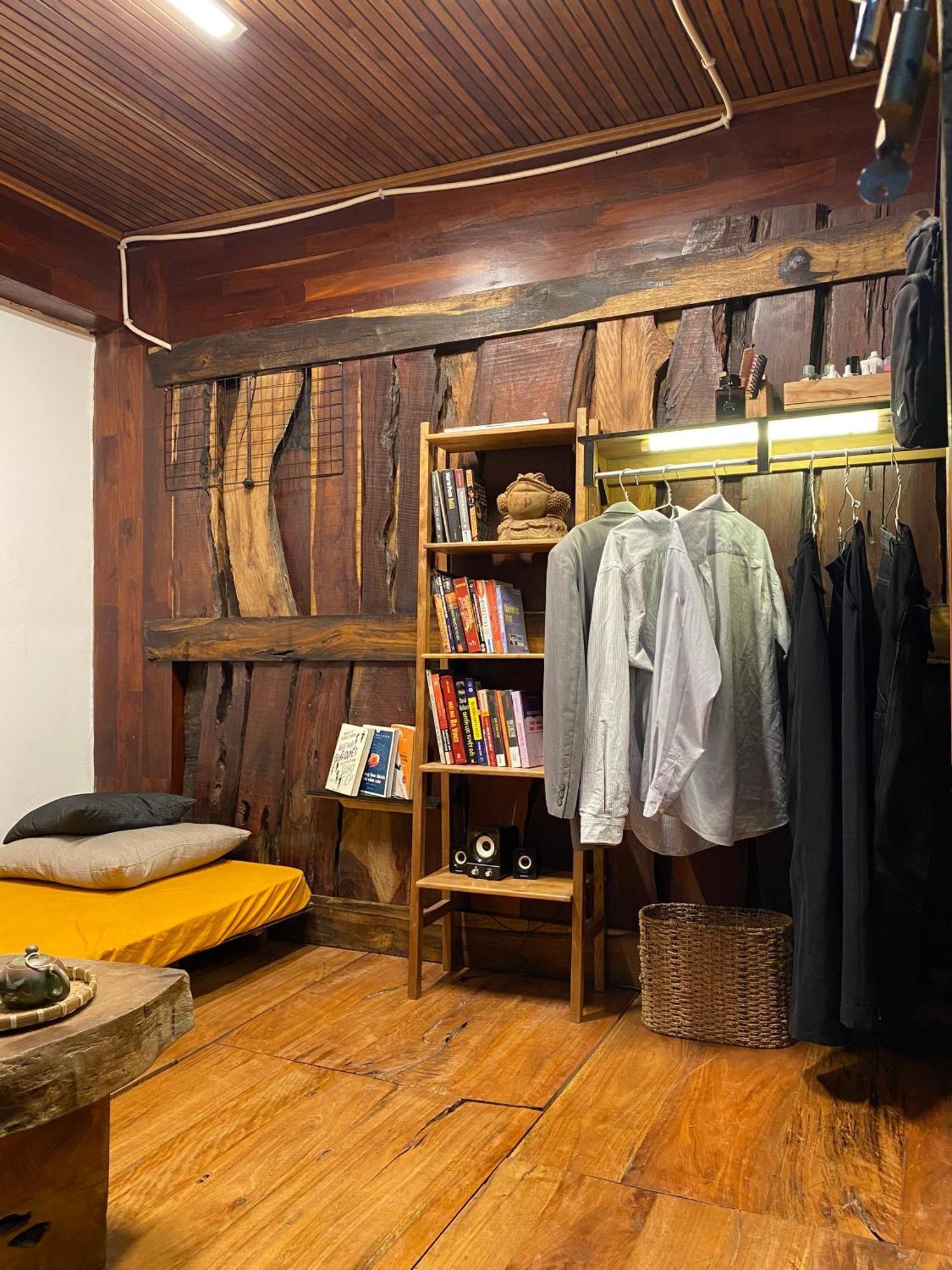 The GK House: Eco-Friendly Central Hostel with Rooftop Views Ho Chi Minh City Exterior photo