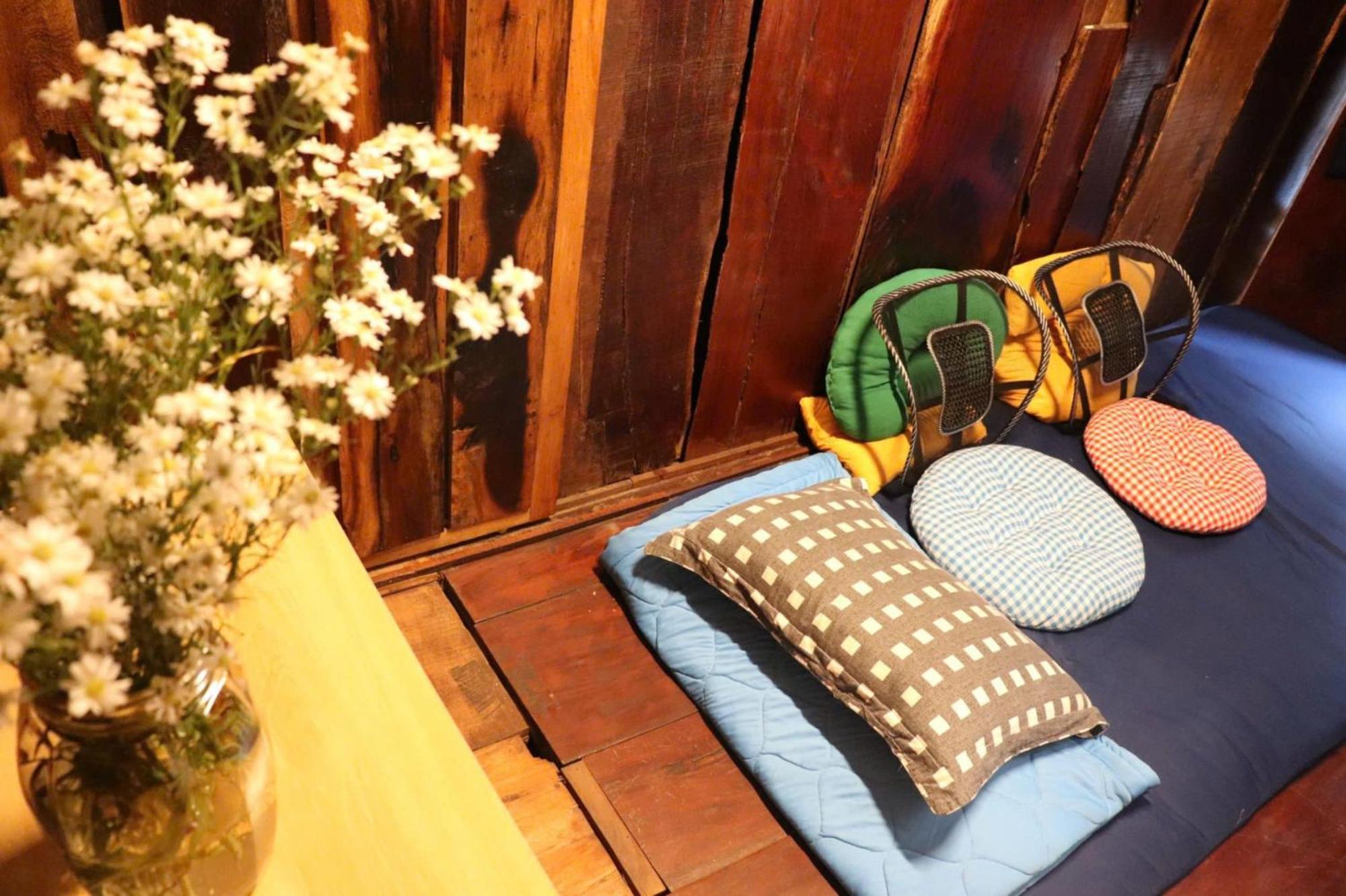 The GK House: Eco-Friendly Central Hostel with Rooftop Views Ho Chi Minh City Exterior photo